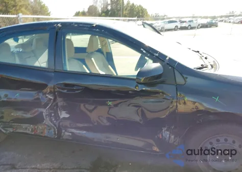 2017 Toyota Corolla Le из США, поврежденный, VIN 5YFBURHE7HP727378